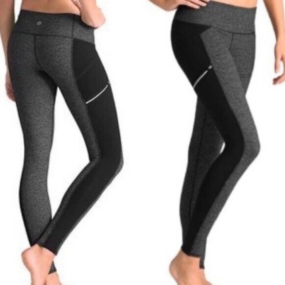 Athleta Criss Cross Drifter Legging Size XS Gray Black Zip Pockets